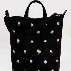 Baggu Duck Bag, Embroidered Ditsy Floral Black